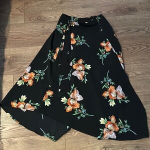 Top shop skirt size US 2